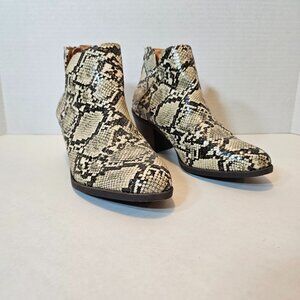 Mata Snakeskin, brown multi, Women's size 10, Bootie